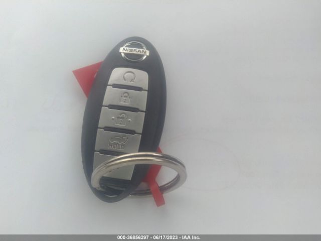 5N1AT2MV5HC751713 Nissan ROGUE SV