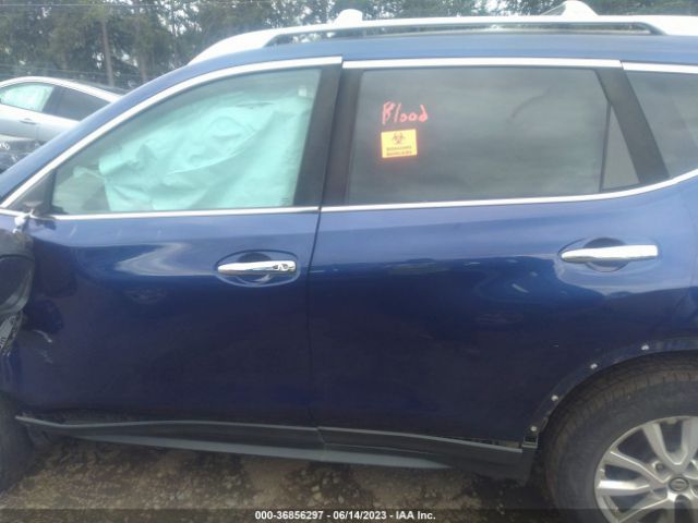 5N1AT2MV5HC751713 Nissan ROGUE SV
