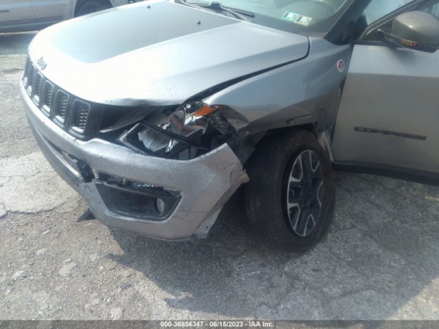 3C4NJDDB8LT127589 Jeep Compass Trailhawk