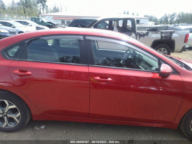 3KPF24AD2KE138016 KIA Forte Lxs