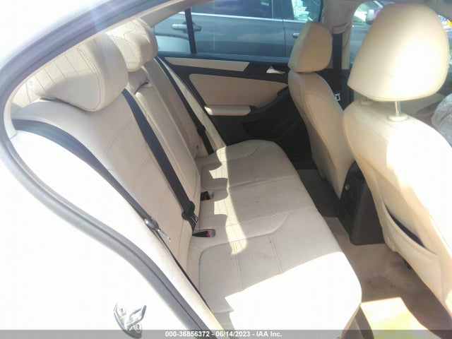 2011 VOLKSWAGEN JETTA SEDAN SE W VIN: 3VWDX7AJ3BM335666