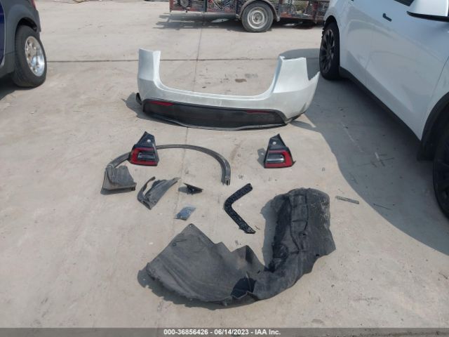 7SAYGDEEXPF607483 Tesla Model Y Long Range