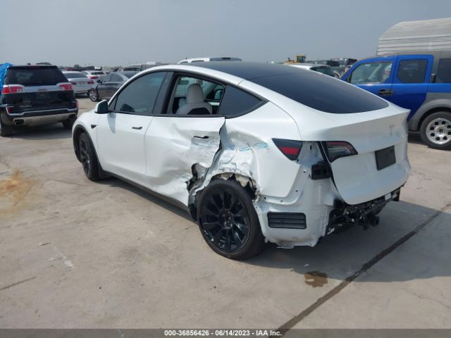 7SAYGDEEXPF607483 Tesla Model Y Long Range