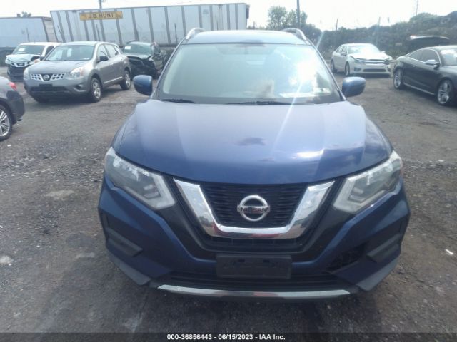 KNMAT2MV8HP570831 Nissan ROGUE SV