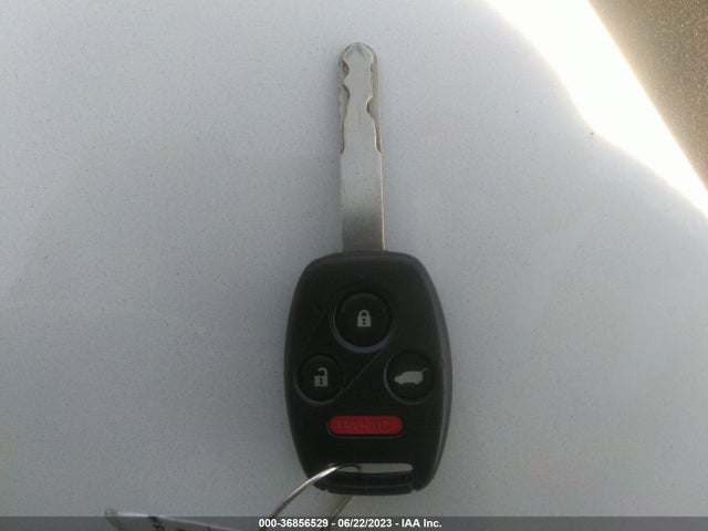 Honda PILOT SE 2015 5FNYF4H3XFB076844 Image 3