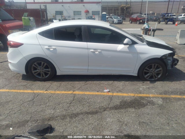 Hyundai ELANTRA SE 2017 5NPD84LF2HH011131 Image 13