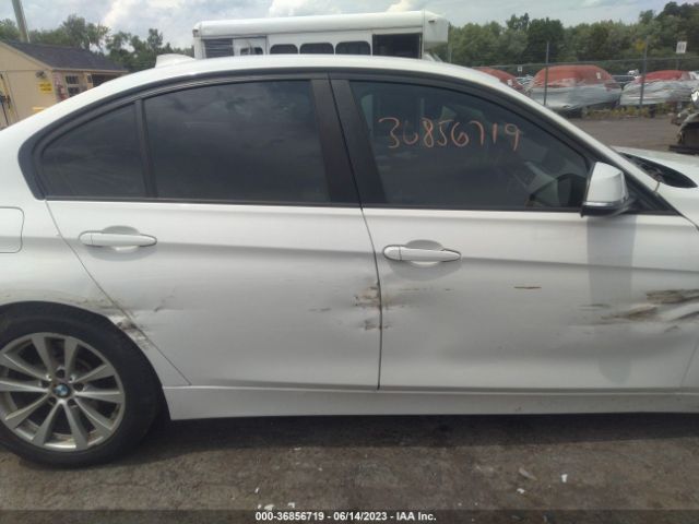WBA8E5G58JNV02937 BMW 3 Series 320i Xdrive