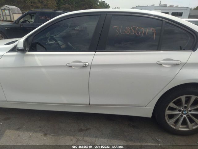 WBA8E5G58JNV02937 BMW 3 Series 320i Xdrive