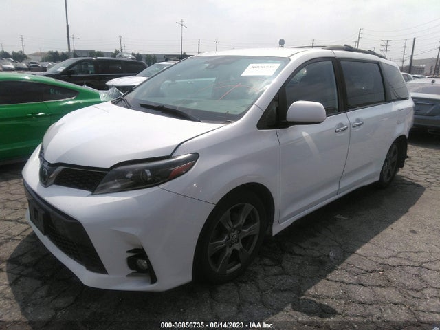 Toyota SIENNA SE 2020 5TDXZ3DC9LS047653 Image 2
