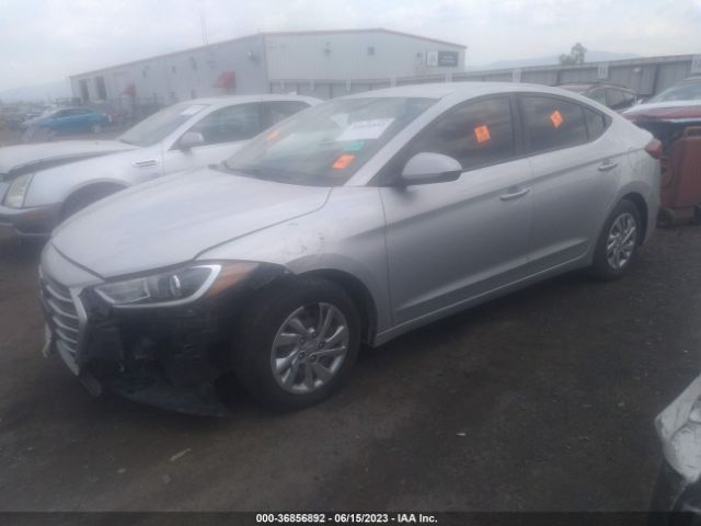 Hyundai ELANTRA SE 2018 KMHD74LF8JU468780 Image 2