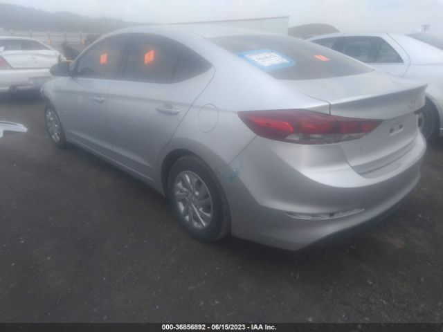 Hyundai ELANTRA SE 2018 KMHD74LF8JU468780 Image 9