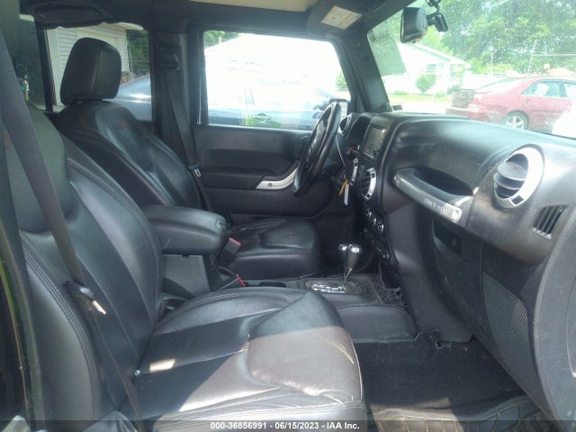 2014 JEEP WRANGLER UNLIMITED SAHARA VIN: 1C4BJWEG6EL136556