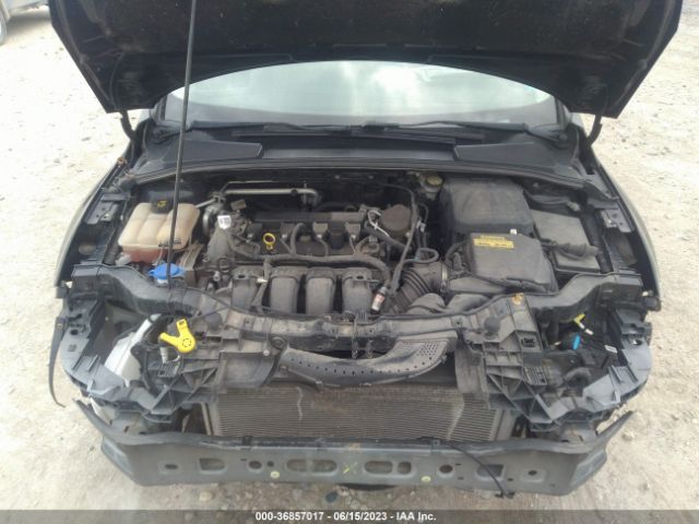 1FADP3K20FL228994 Ford FOCUS SE