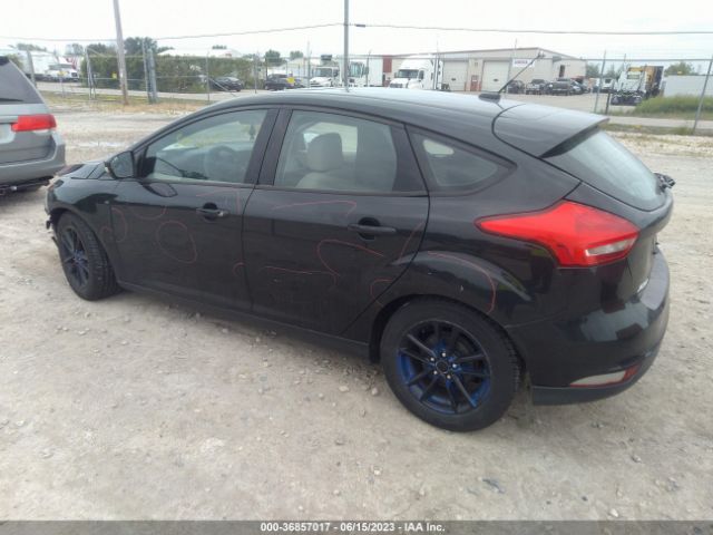 1FADP3K20FL228994 Ford FOCUS SE
