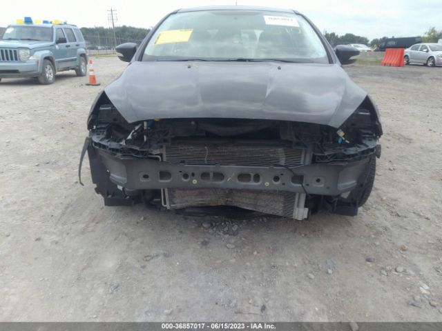 1FADP3K20FL228994 Ford FOCUS SE