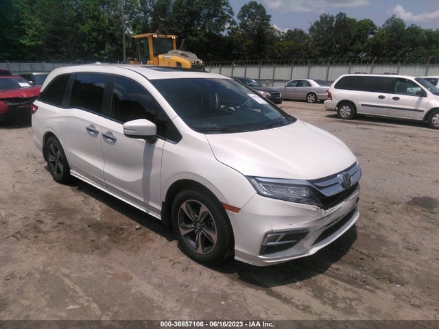 2018 HONDA ODYSSEY TOURING VIN: 5FNRL6H86JB011681
