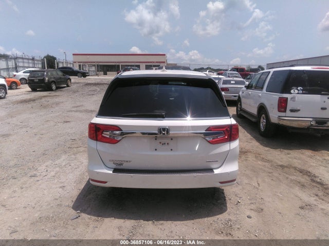 2018 HONDA ODYSSEY TOURING VIN: 5FNRL6H86JB011681