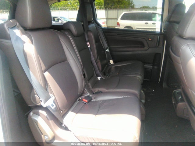 Honda Odyssey Touring 2018 5FNRL6H86JB011681 Image 8