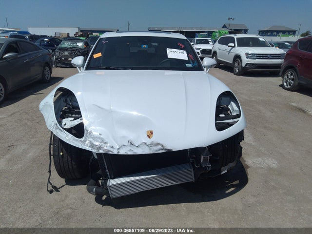2022 Porsche Macan, VIN: WP1AA2A50NLB06864