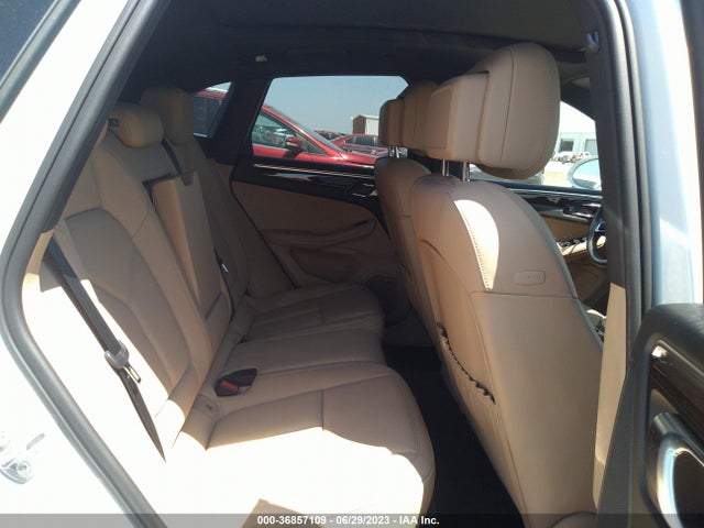 2022 Porsche Macan, VIN: WP1AA2A50NLB06864