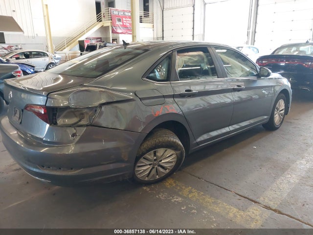 3VWC57BUXKM196985 Volkswagen Jetta S/se/r-line