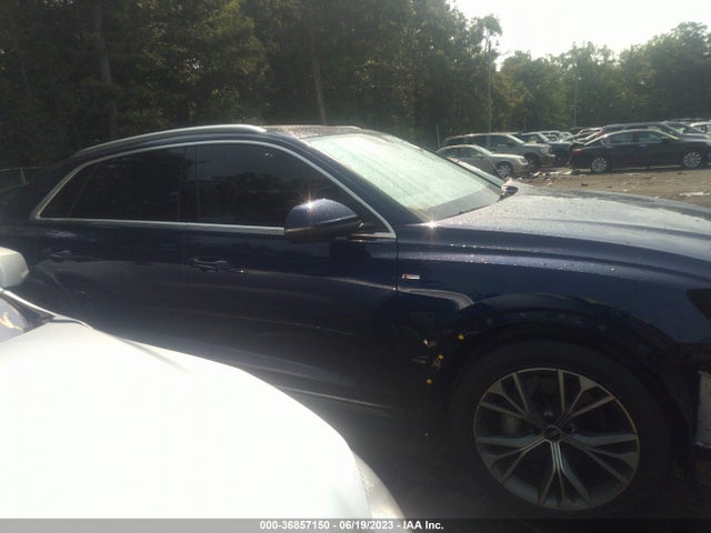 WA1FVAF10MD030528 Audi Q8 Prestige