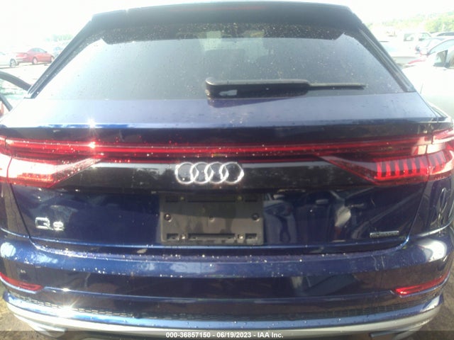 WA1FVAF10MD030528 Audi Q8 Prestige