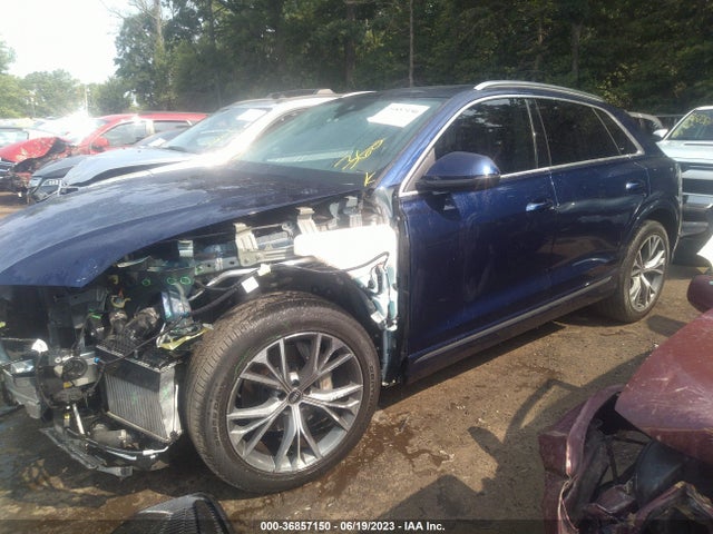 WA1FVAF10MD030528 Audi Q8 Prestige