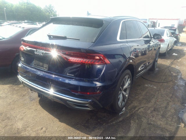 WA1FVAF10MD030528 Audi Q8 Prestige