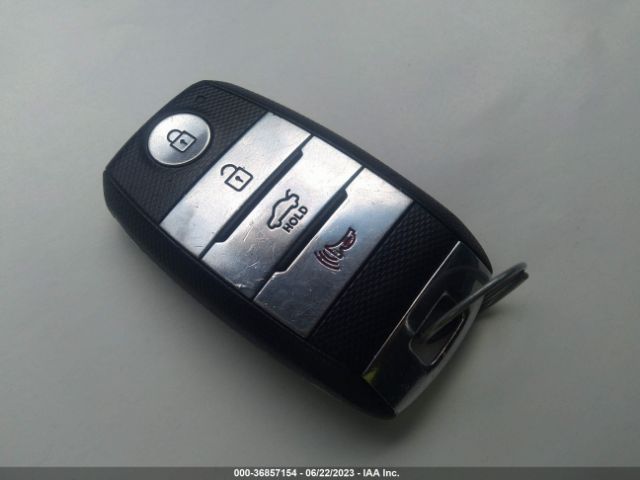 5XXGR4A75FG418911 KIA OPTIMA SX