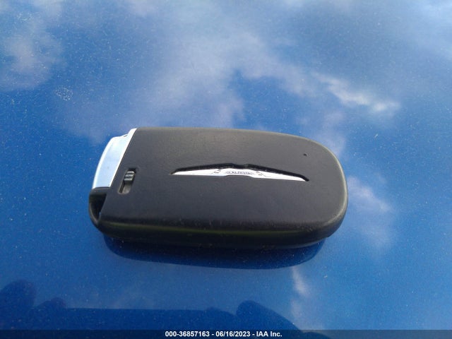 1C3CCCAB7FN621662 Chrysler 200 Limited