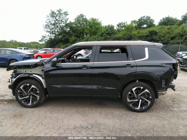 JA4J4VA82PZ016145 Mitsubishi Outlander Sel