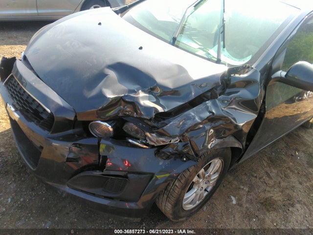 Chevrolet SONIC LT 2016 1G1JC5SH3G4175768 Image 6