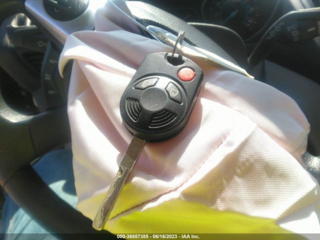 1FMCU0GX8EUD38178 Ford ESCAPE SE