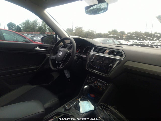 3VV2B7AX5MM082254 Volkswagen Tiguan Se/se R-line Black/sel