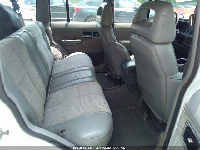 1990 JEEP CHEROKEE LAREDO VIN: 1J4FJ58L2LL249738