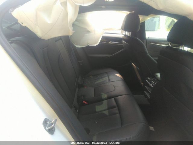 WBAJA7C36HG906623 BMW 5 Series 530i Xdrive