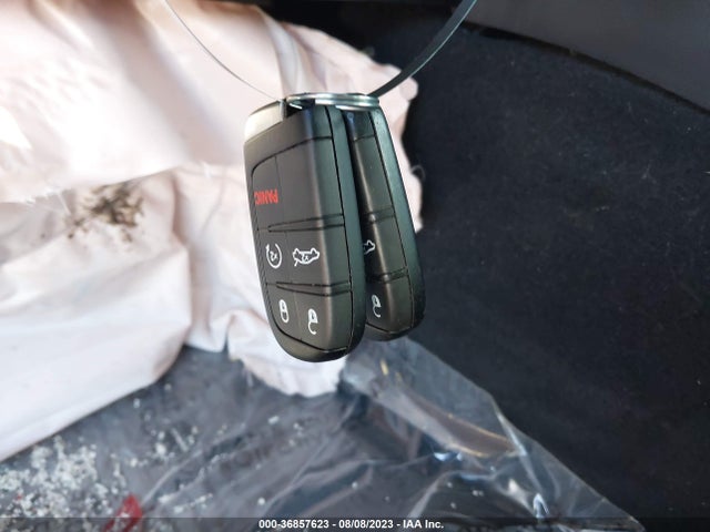 2C3CCABG4KH637285 Chrysler 300