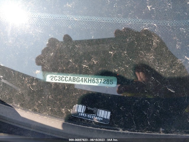 2C3CCABG4KH637285 Chrysler 300