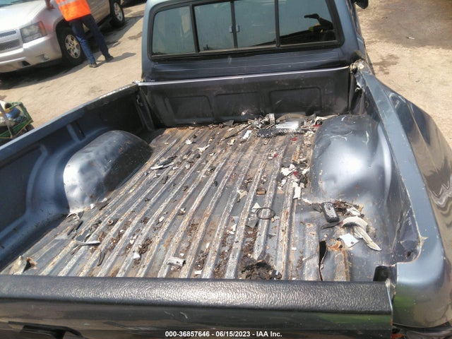 1998 TOYOTA TACOMA VIN: 4TAVL52N7WZ020569
