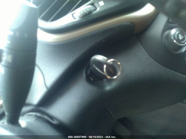 1C4PJMAB1GW289755 Jeep Cherokee Sport
