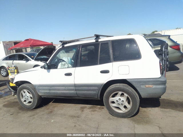 1999 TOYOTA RAV4 VIN: JT3GP10V5X7053133