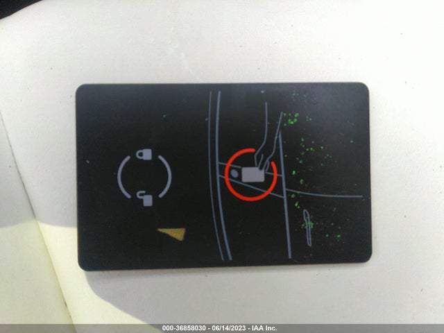 Tesla Model 3 Long Range 2018 5YJ3E1EB8JF147782 Image 10