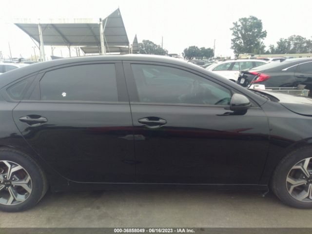 3KPF24ADXLE213806 KIA Forte Lxs