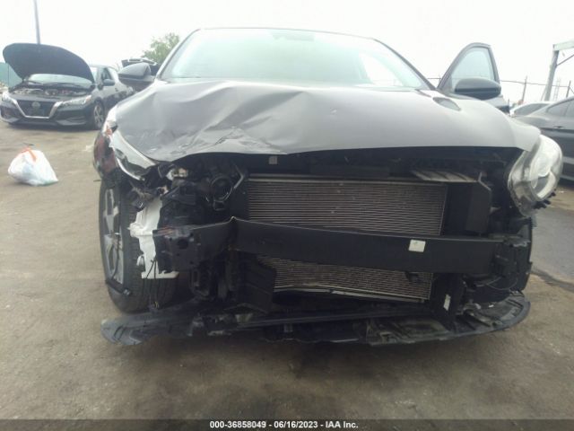 3KPF24ADXLE213806 KIA Forte Lxs