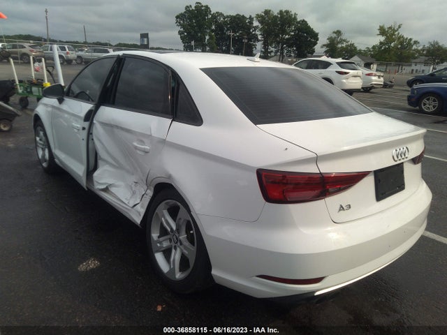 WAUAUHFF4J1008579 Audi A3 Sedan Premium/tech Premium