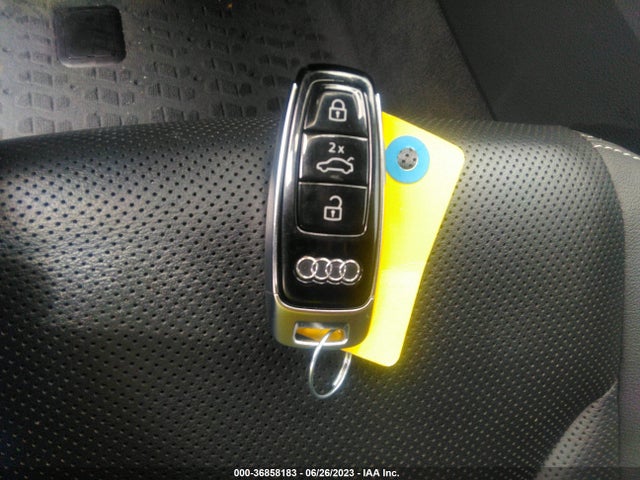 WA1BVAF14KD040006 Audi Q8 Premium Plus