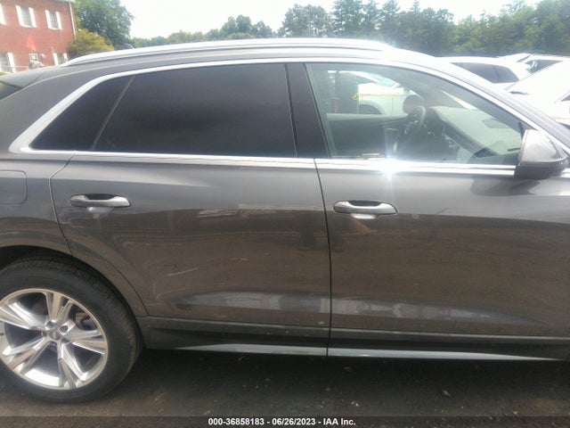 WA1BVAF14KD040006 Audi Q8 Premium Plus