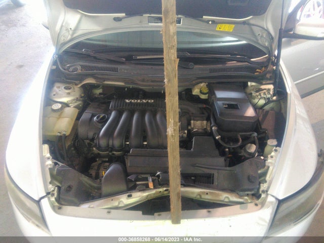 2007 VOLVO S40 2.4L VIN: YV1MS390972270501