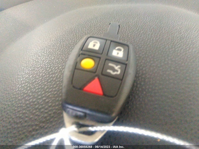 2007 VOLVO S40 2.4L VIN: YV1MS390972270501